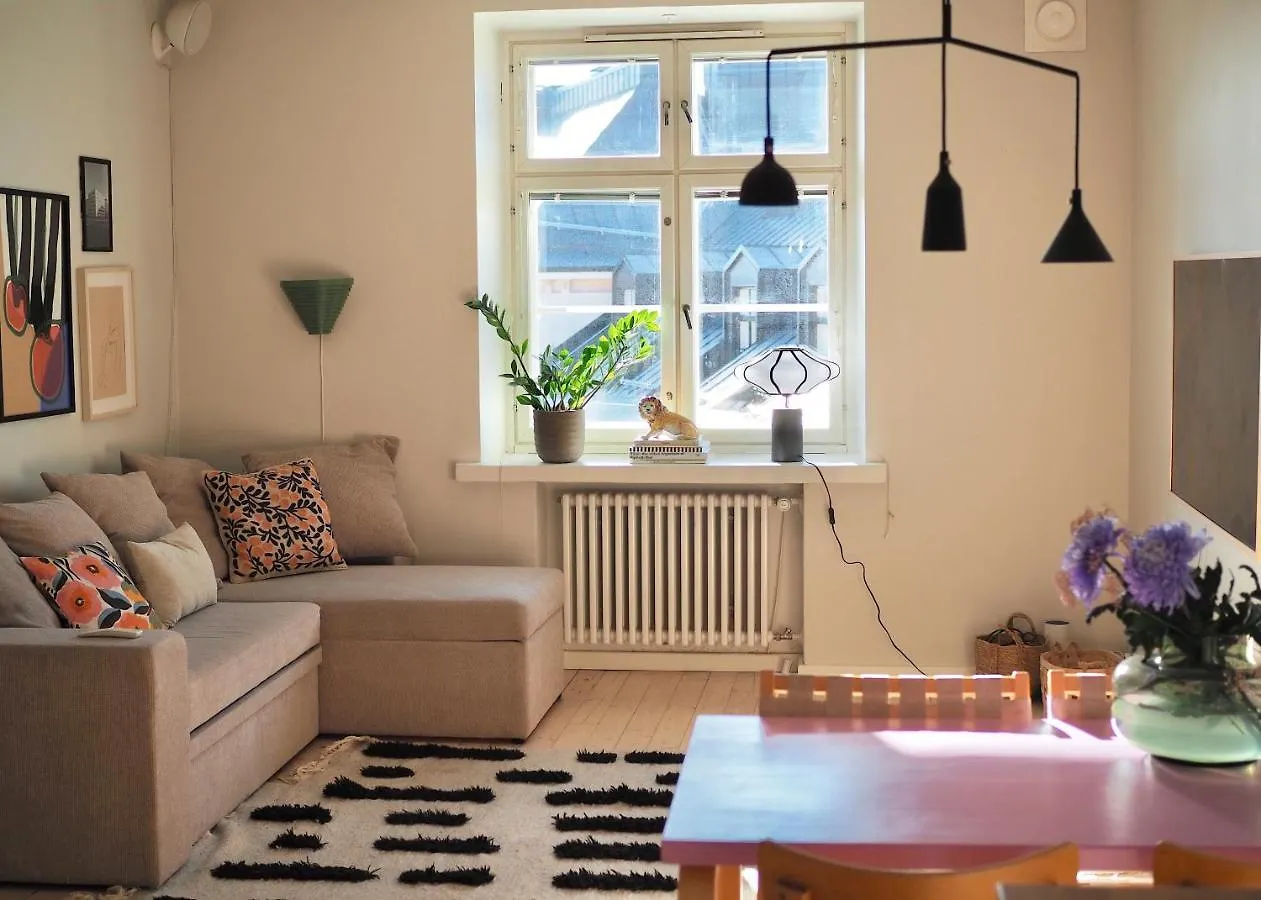 Urban Penthouse Next To Metro With City Views Helsinki